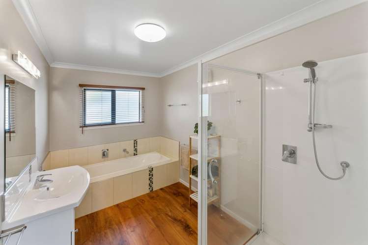 8a Angus Place Wakefield_20