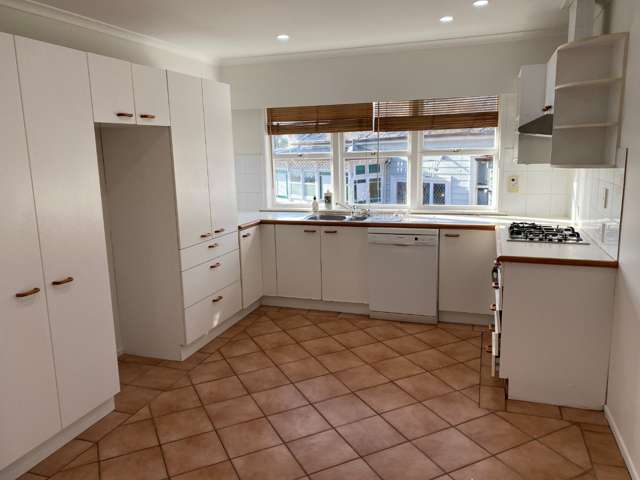 C/30A Owens Road 1662_2