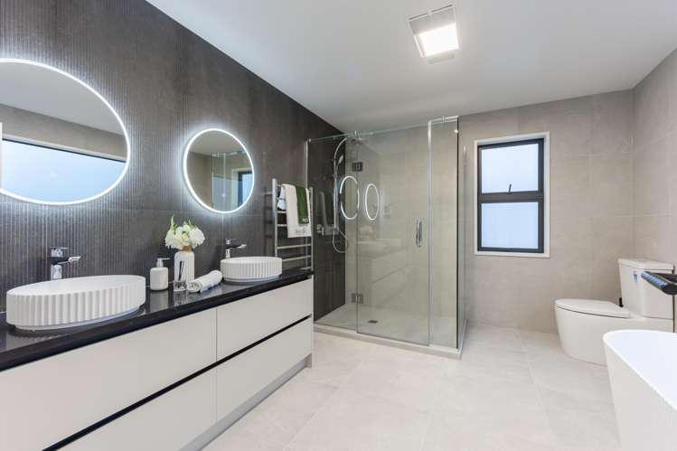 15 Pakirikiri Street Long Bay_18