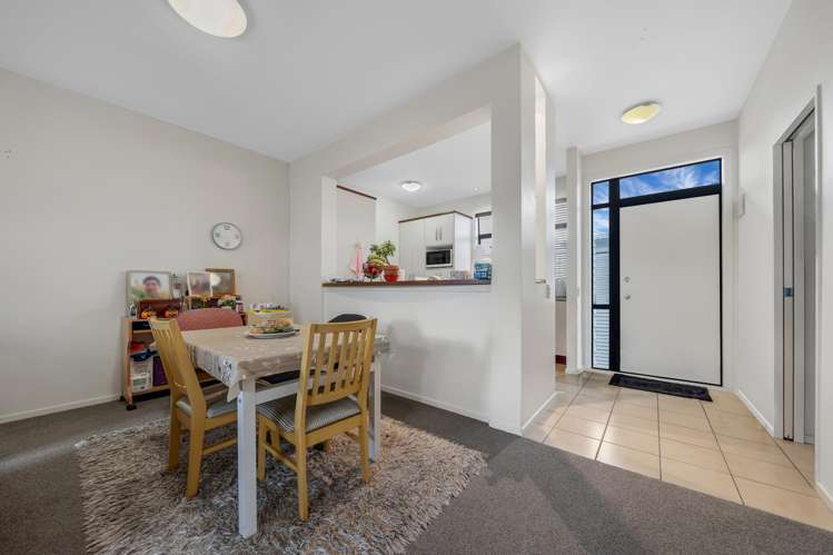 57/2 Armoy Drive East Tamaki_9