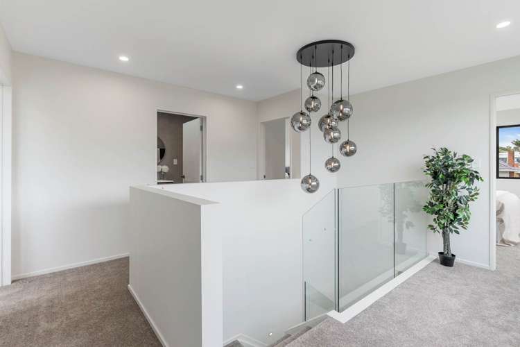 Lot 1-5/118 Chivalry Road Glenfield_16