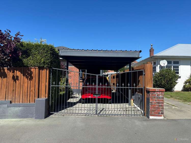 2 Ashbury Avenue Waimataitai_31