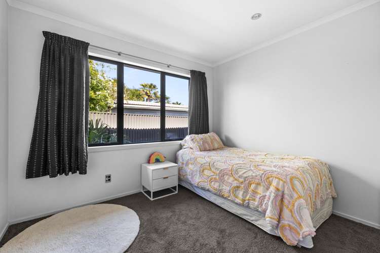 62A Osier Road Greenmeadows_18
