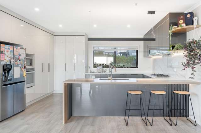 11 Whawhaki Road Beachlands_2