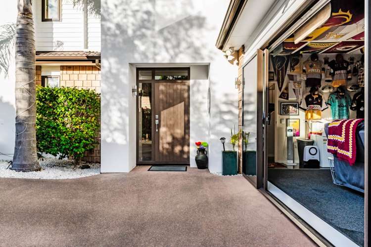 23 Terrasini Drive Flat Bush_43