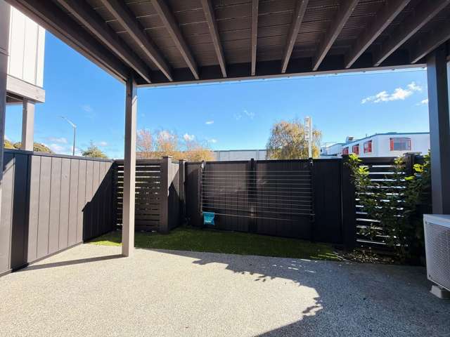 6/1 Myrtle Street Hutt Central_2