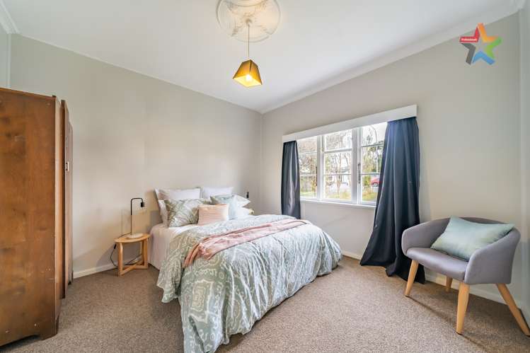 20 Ludlam Crescent Woburn_7