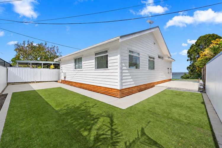 178 Beach Road Onerahi_24