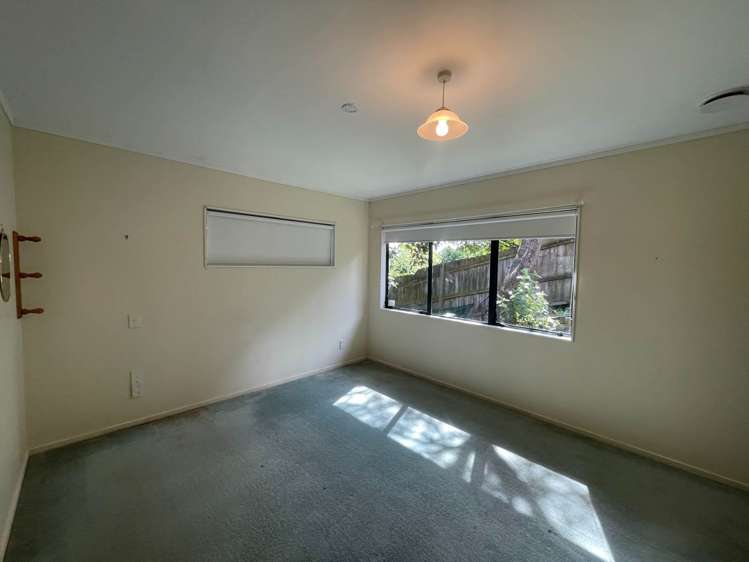 1/15 Jay Court Botany Downs_11