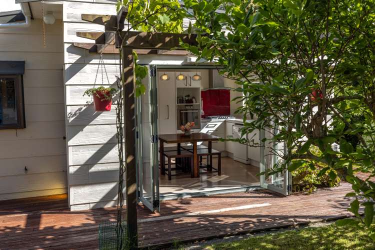 43 Tahatai Road Oneroa_19