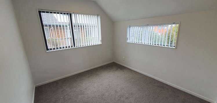 8/18 Kinross Street Blockhouse Bay_12