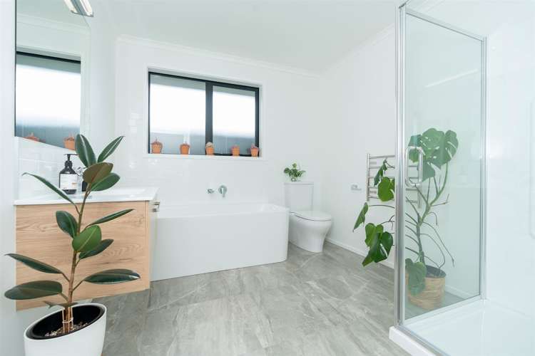 16 Trewern Avenue Chartwell_12