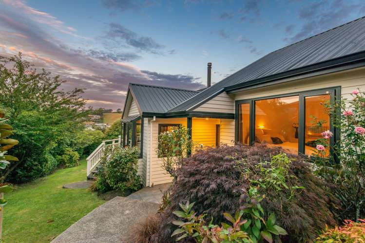 8 Joe Brown Avenue Mosgiel_21