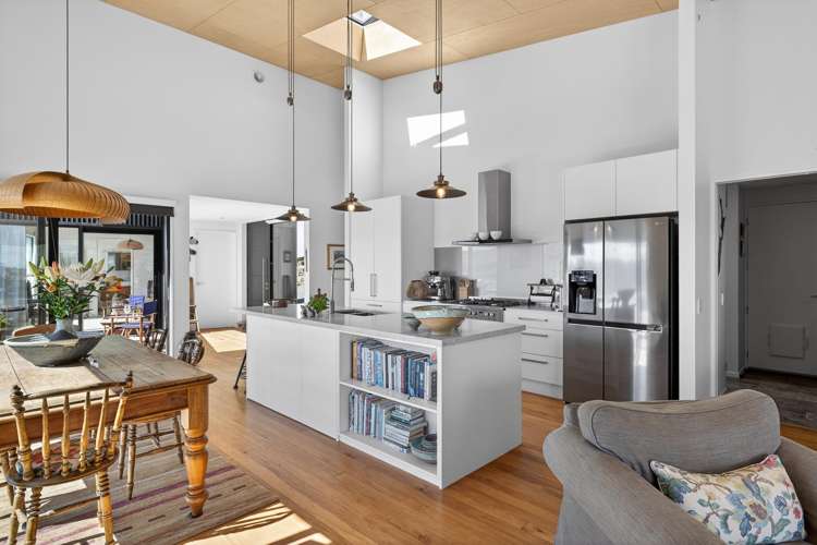 18 Doris Faigan Lane Charteris Bay_11