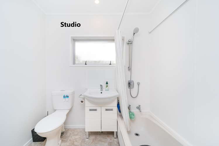 8 Aintree Crescent Awapuni_16