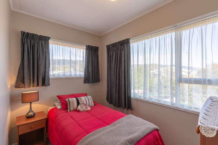 14 Cornwall Place Stoke_13