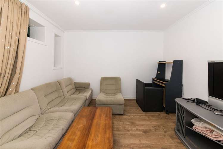 16 Kelkirk Street Kelston_11