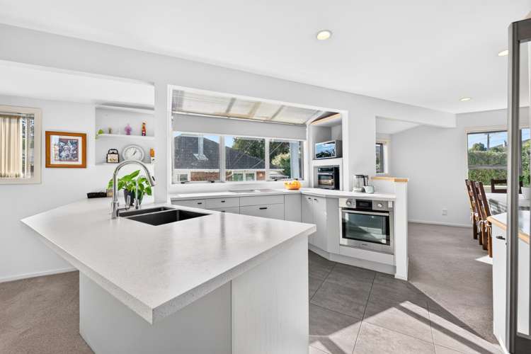 2/51 Merani Street Belmont_8