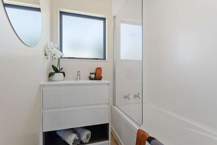 3/31 Templeton Place Clendon Park_12