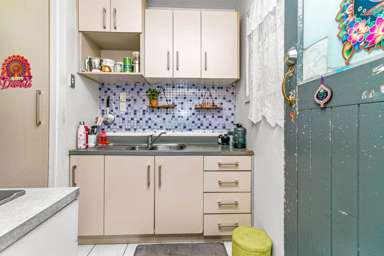 2/28 Locarno Avenue_4