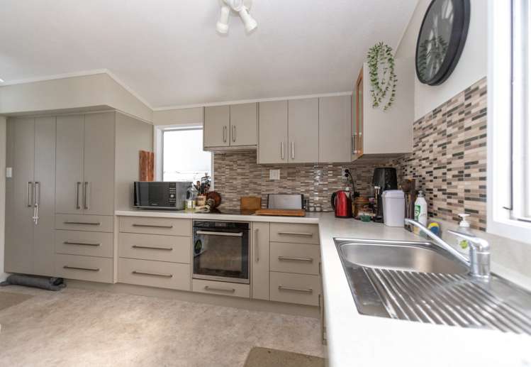 721 State Highway 25 Waitakaruru_12