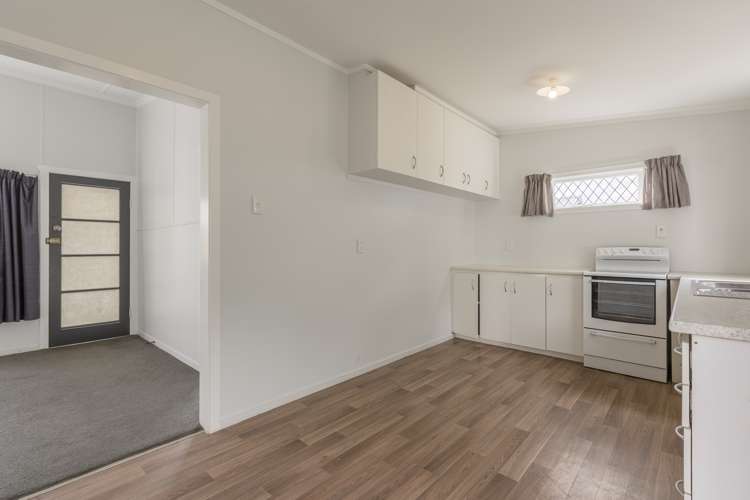 8b Hurley Road Paraparaumu Beach_5