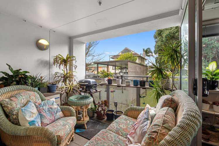 108/277 Maunganui Road_4