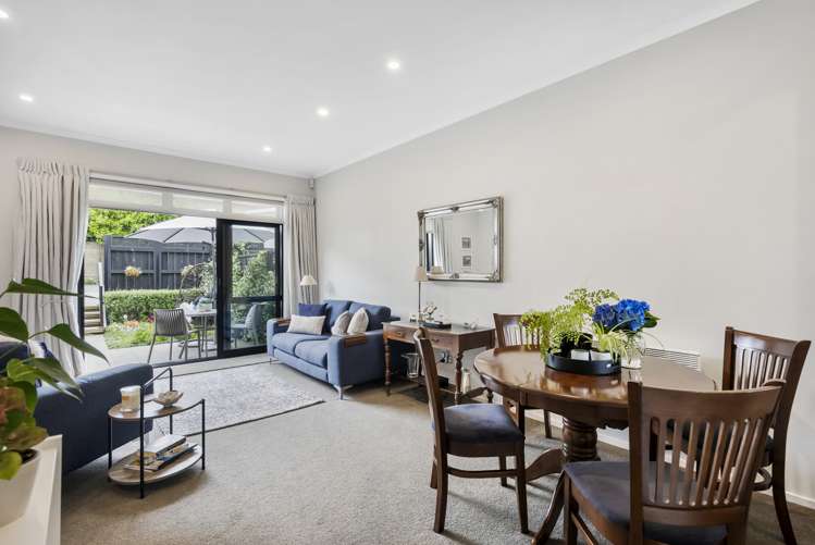 115 Bonair Crescent Silverdale_7