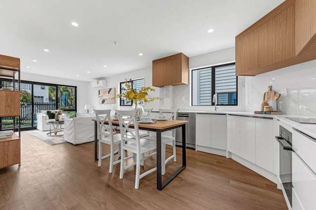 1/31 Sheridan Drive New Lynn_4