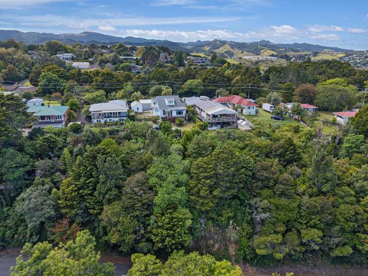 70 Mackesy Road Parahaki_14