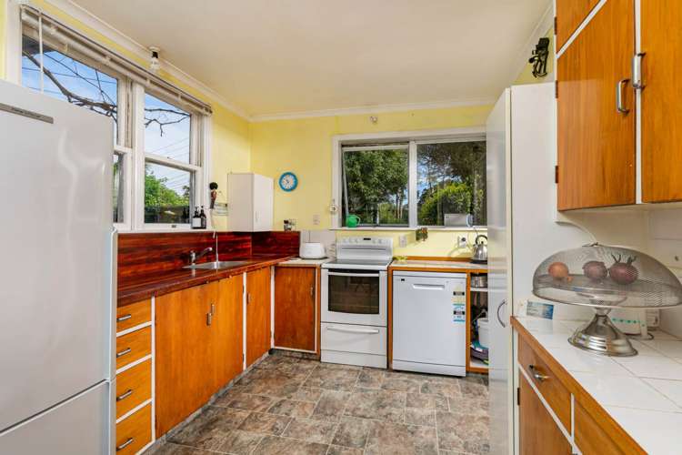 39 Woodlands Crescent Browns Bay_11