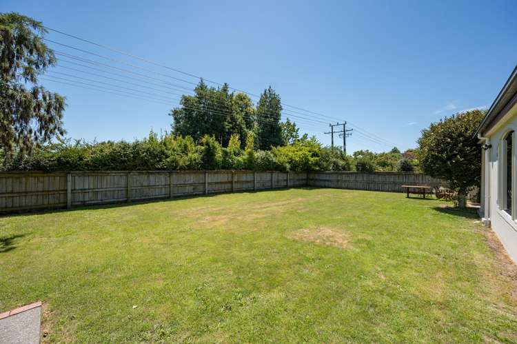 18 Standish Place Stoke_25