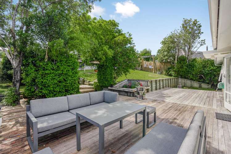 19 Vista Crescent Brown Owl_21