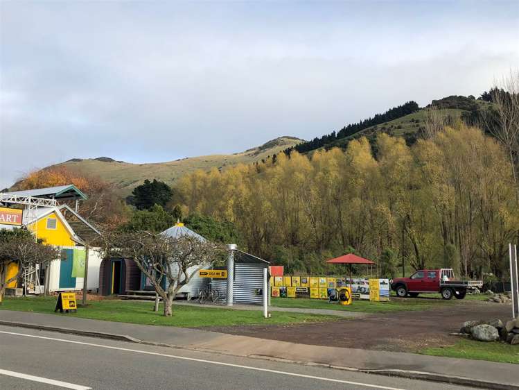 4243 Christchurch Akaroa Road Little River_5