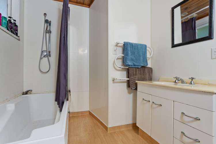 63 Stott Avenue Birkdale_7