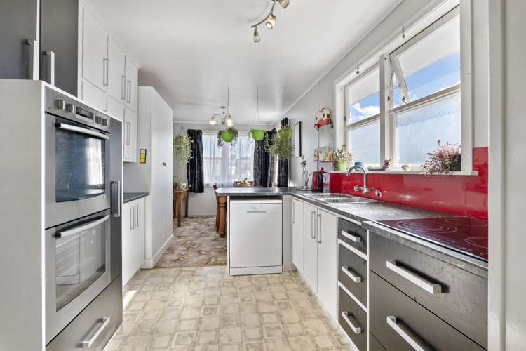 65 Cloten Road Stratford_5