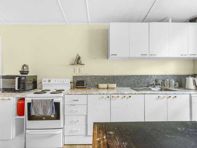 208 Lyndon Road West Hastings_4