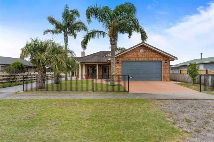 214 Leander Road Whangamata_2