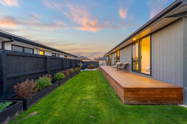 6 Youngston Lane Woolston_13