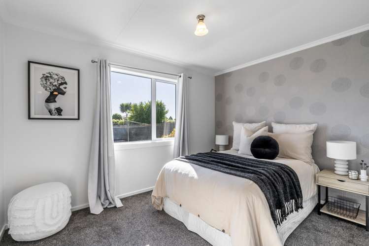 34 Lothian Crescent Strathern_8