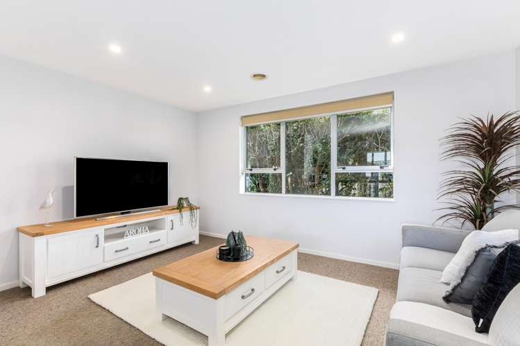19 Hartford Crescent Totara Park_11