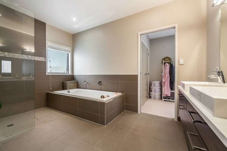 431 Glenbrook Road Kingseat_11