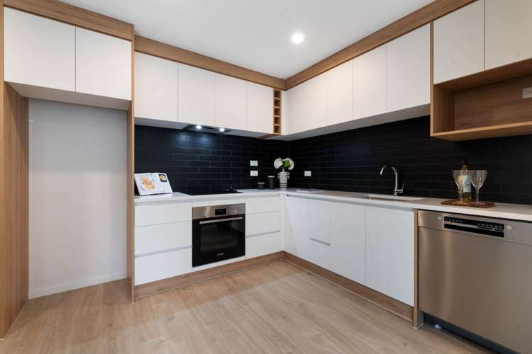 18F Pirangi Street Pt England_2