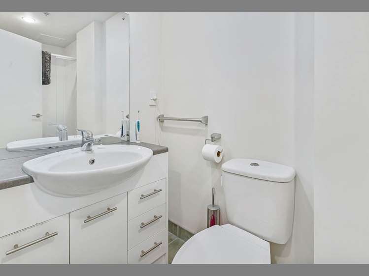 4c/23 Emily Place Auckland Central_7