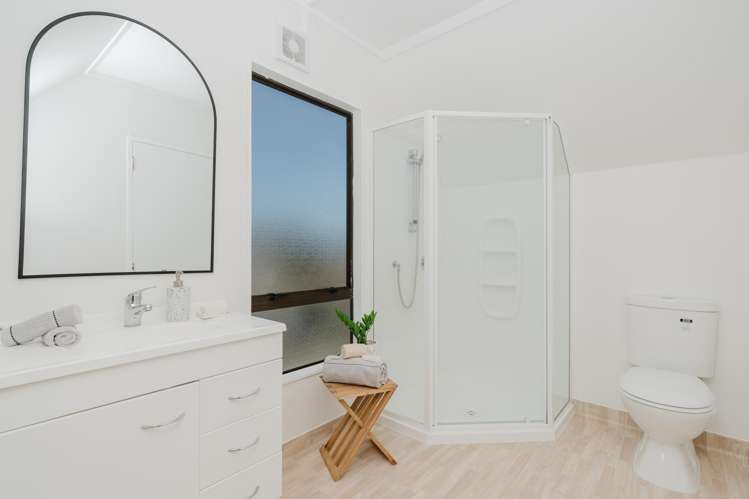 6 Bartholomew Drive Nawton_24