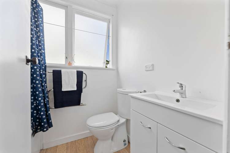 28 Te Takinga Street Turangi_12