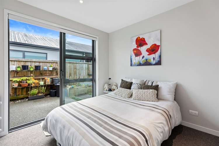 5 Eden Crescent Brookfield_17