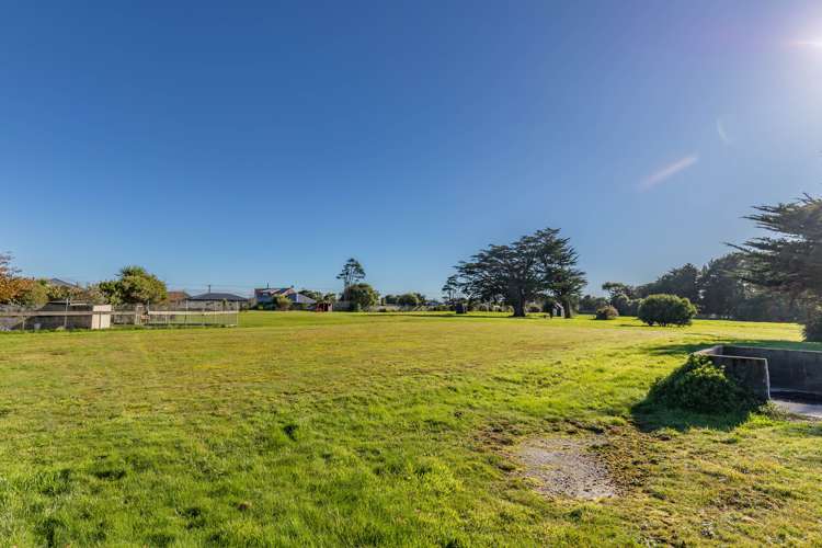 1 Trickies Road Gladstone_25