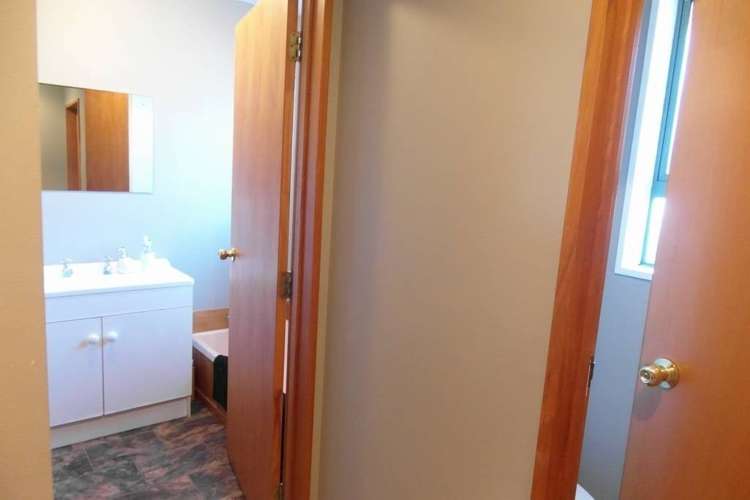 7a Devon Crescent Darfield_9