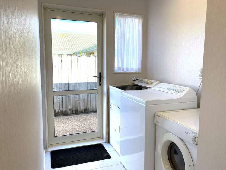 10 Emyvalie Place Dannemora_21